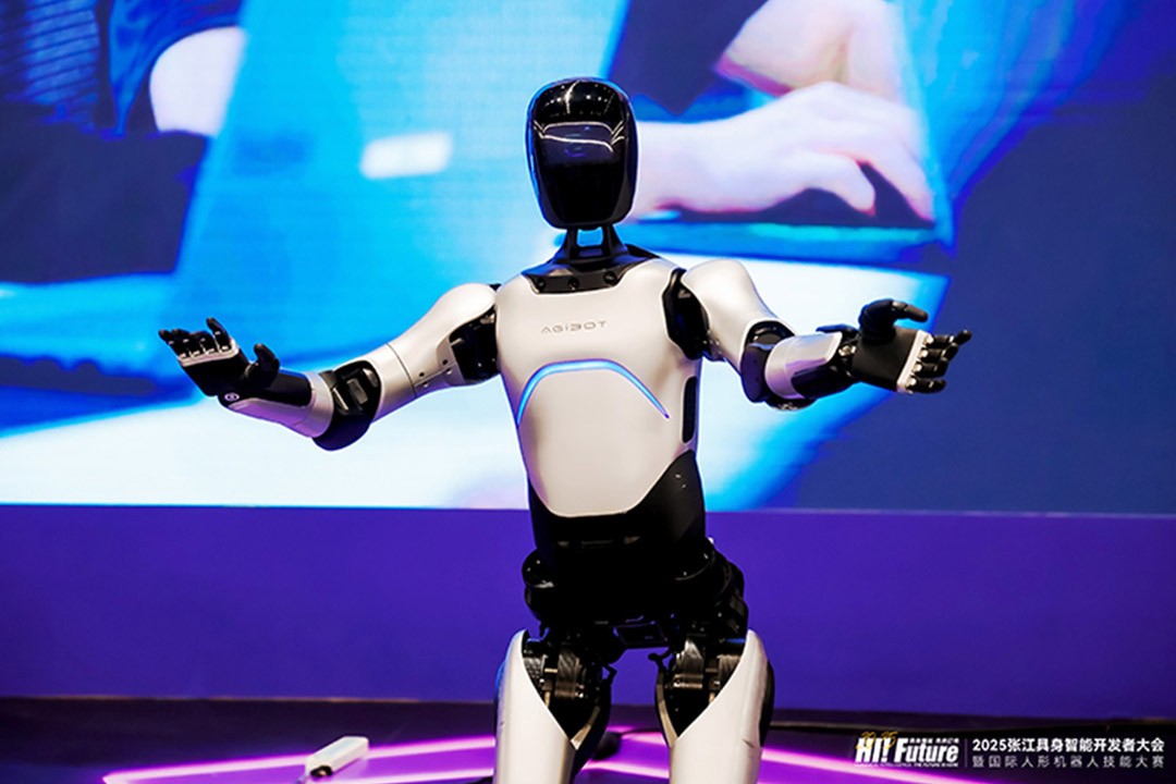 LEwin乐玩-服务机器人标杆再获国际权威认可，科沃斯于CES 2026荣膺GTB三项全球大奖